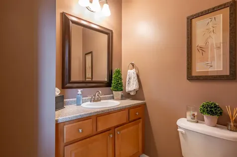 8 Corliss Road Windham NH 03087