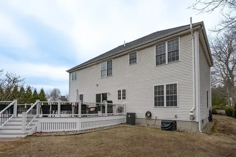 8 Corliss Road Windham NH 03087