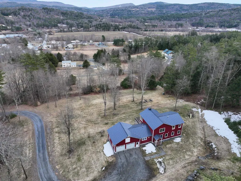 216 High Ridge Lane Thetford VT 05043-4455