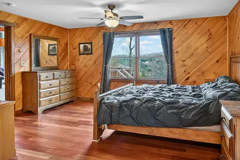 216 High Ridge Lane Thetford VT 05043-4455