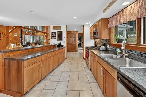 216 High Ridge Lane Thetford VT 05043-4455