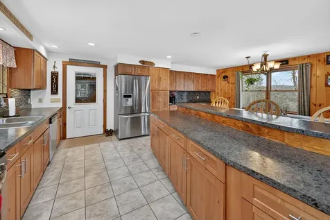 216 High Ridge Lane Thetford VT 05043-4455