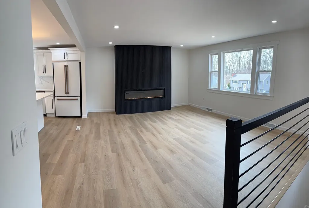 56 Bedard Avenue Derry NH 03038