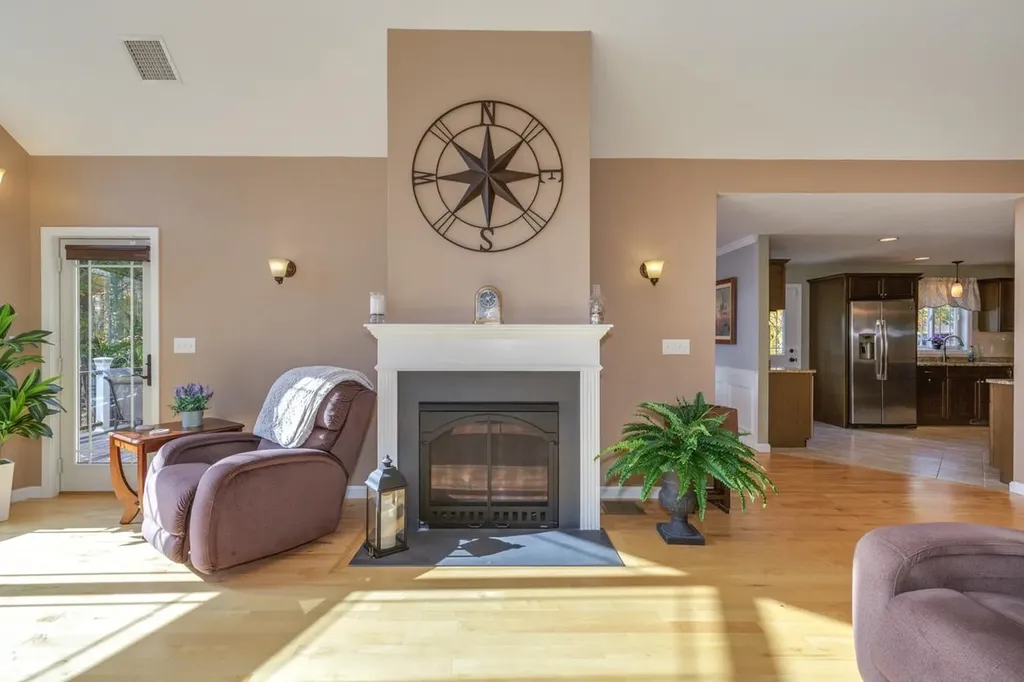 42 Lenzi Point Road Barrington NH 03825