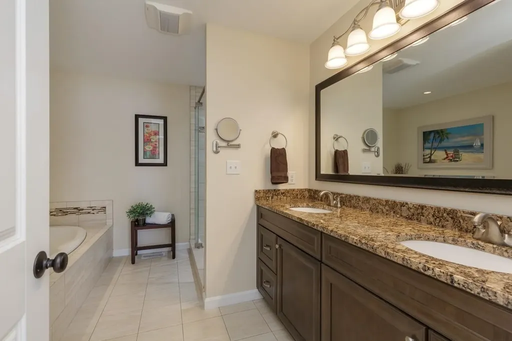 42 Lenzi Point Road Barrington NH 03825