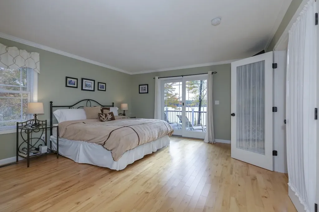 42 Lenzi Point Road Barrington NH 03825