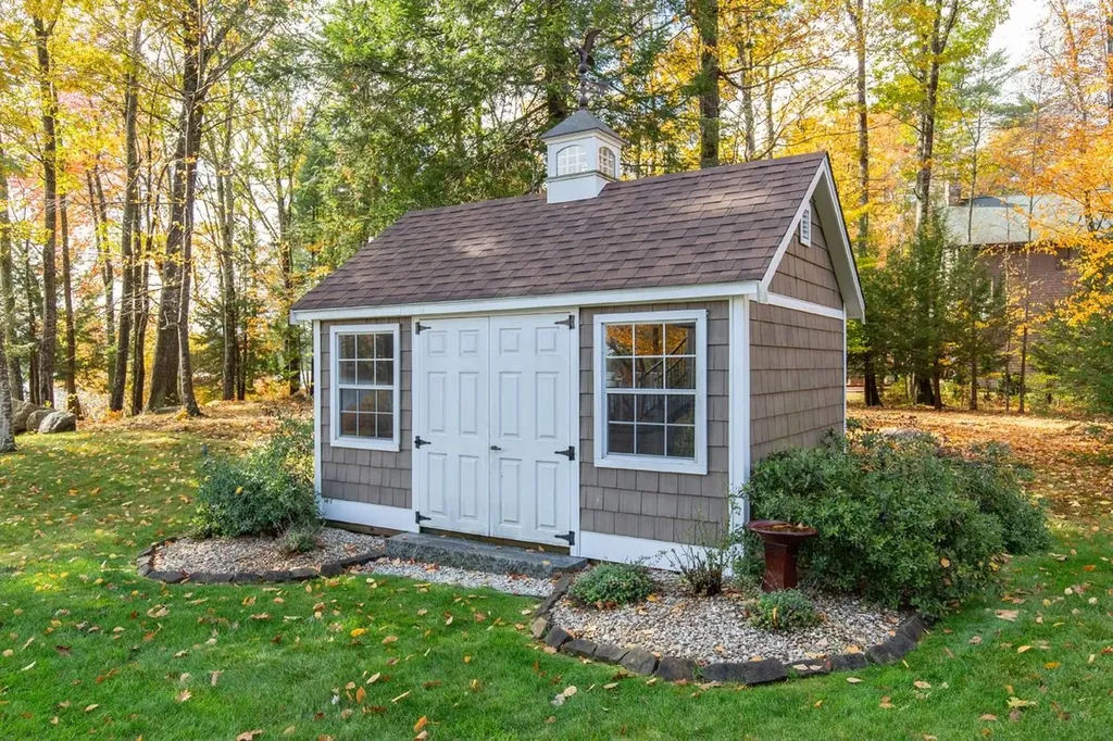 42 Lenzi Point Road Barrington NH 03825