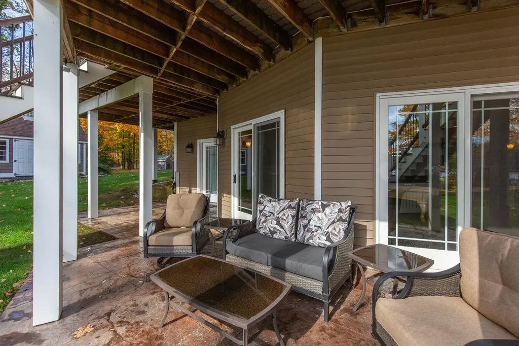 42 Lenzi Point Road Barrington NH 03825