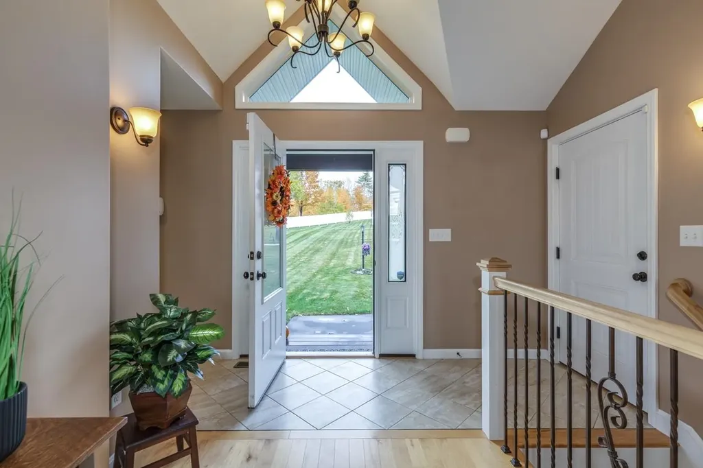 42 Lenzi Point Road Barrington NH 03825