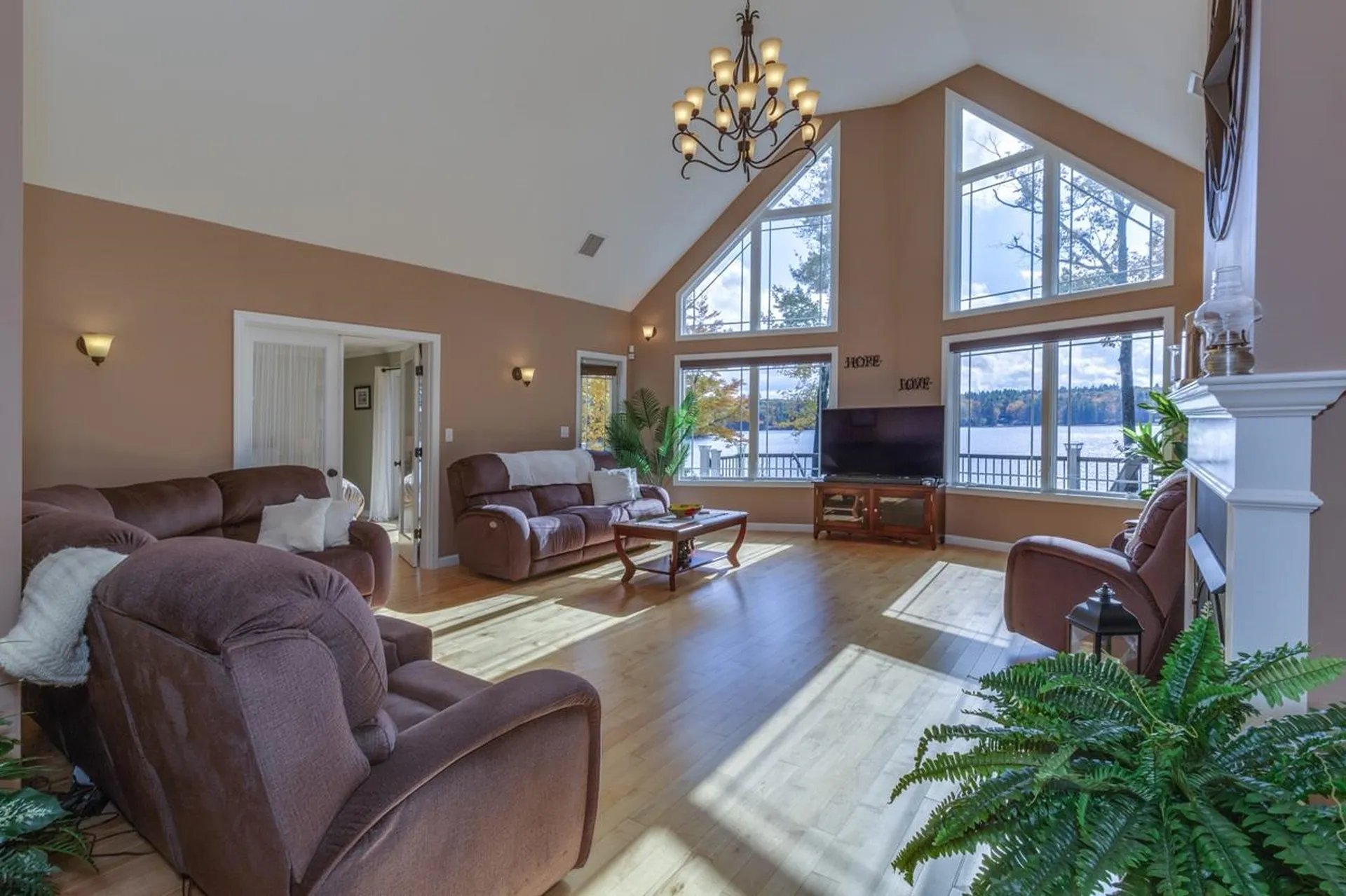 42 Lenzi Point Road Barrington NH 03825