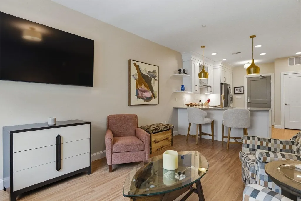 99 Foundry Place Portsmouth NH 03801