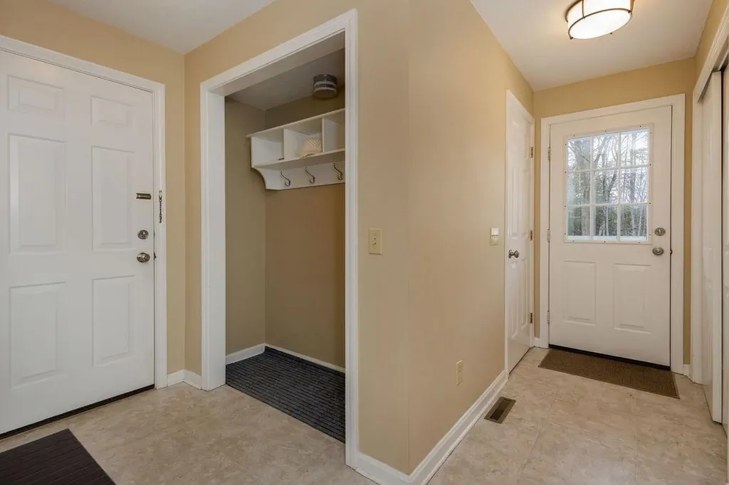 66 Oak Ridge Road Lebanon NH 03784