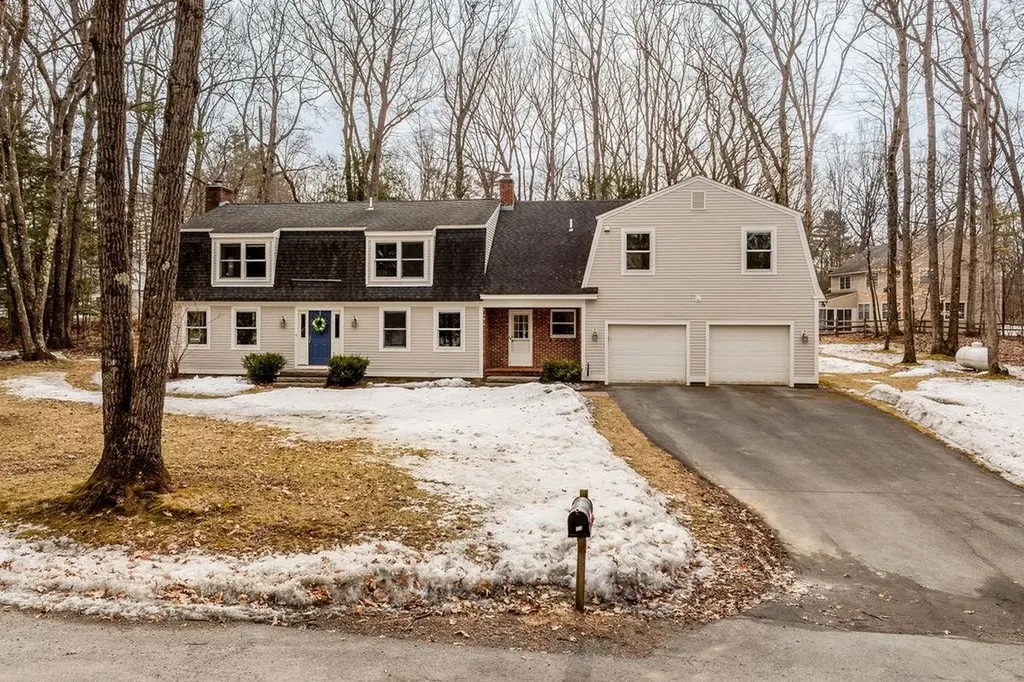 66 Oak Ridge Road Lebanon NH 03784