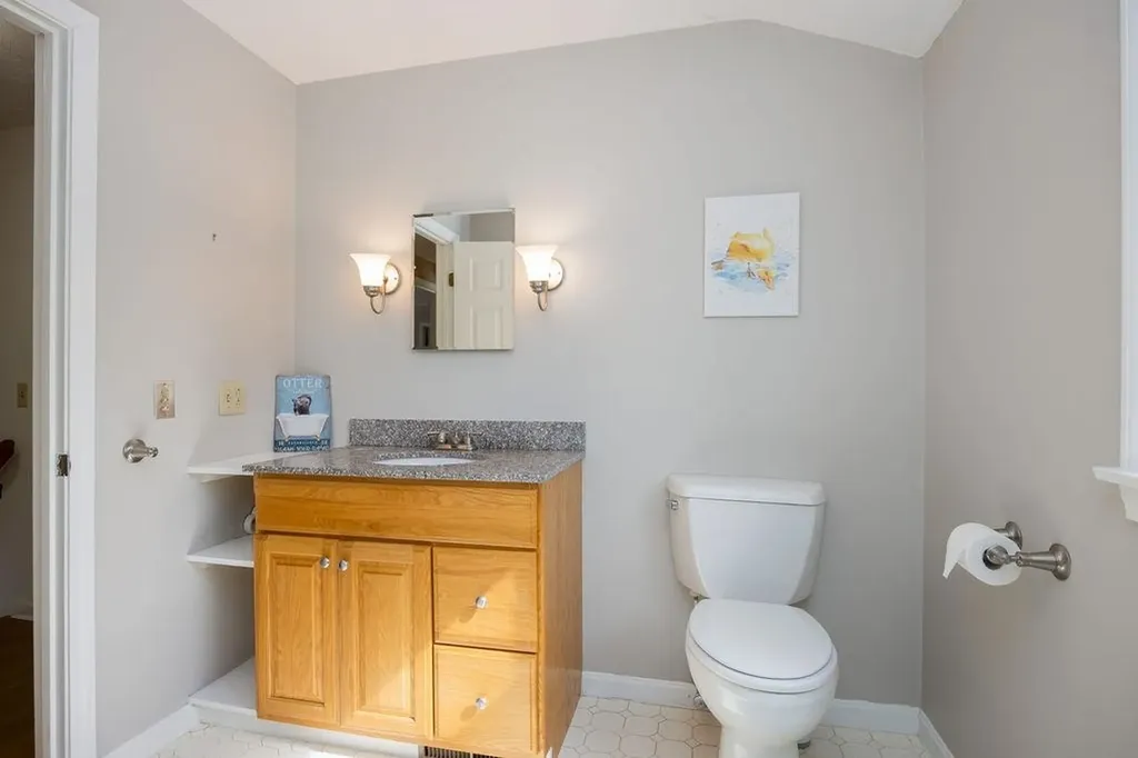 66 Oak Ridge Road Lebanon NH 03784