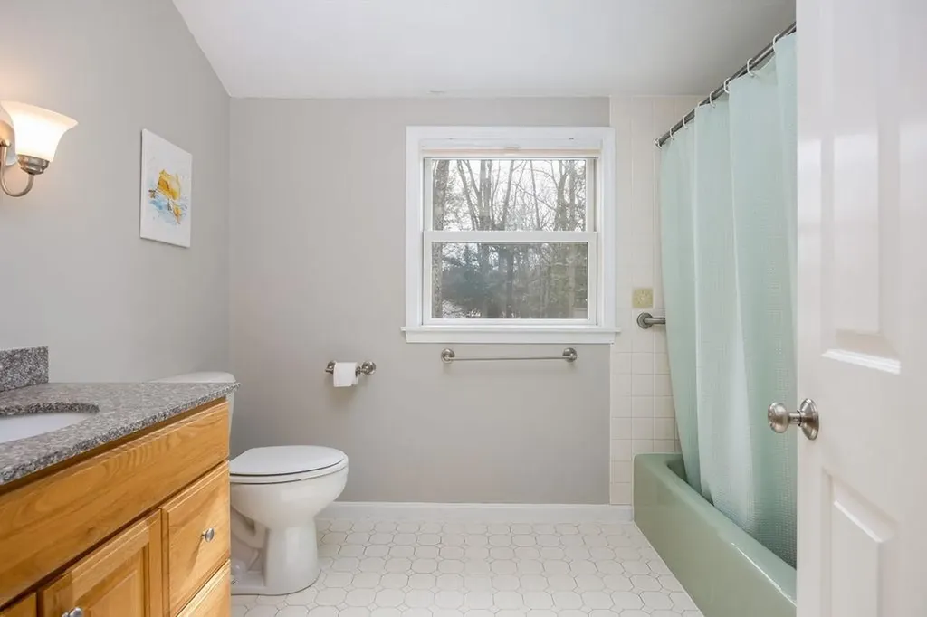 66 Oak Ridge Road Lebanon NH 03784