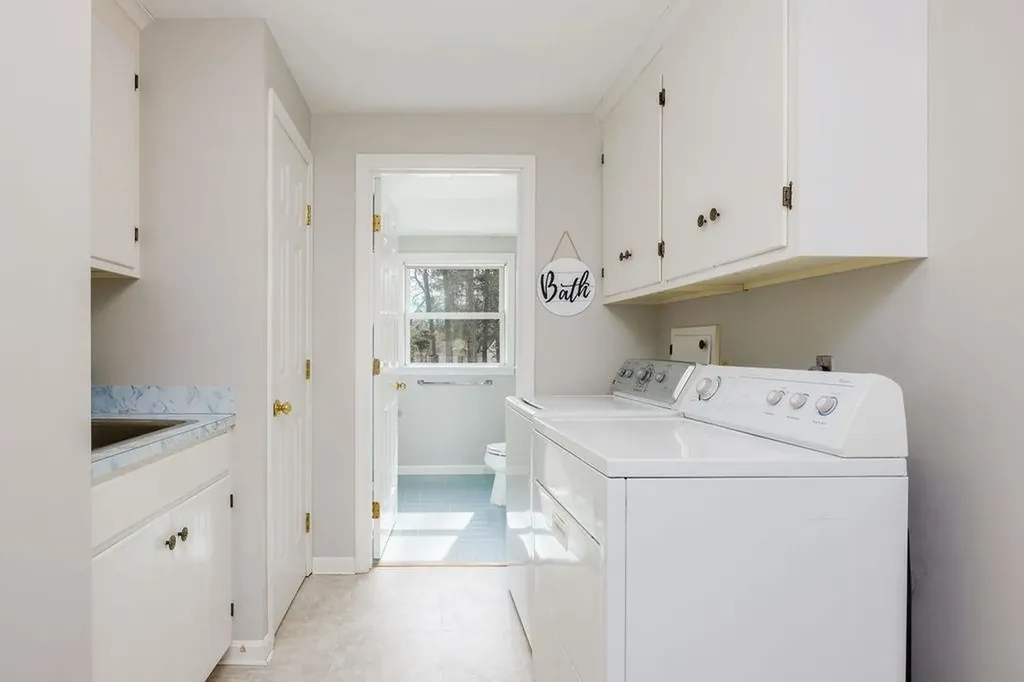 66 Oak Ridge Road Lebanon NH 03784