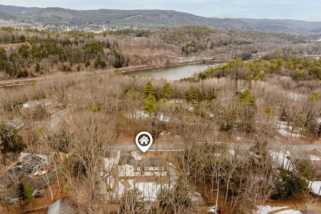 66 Oak Ridge Road Lebanon NH 03784