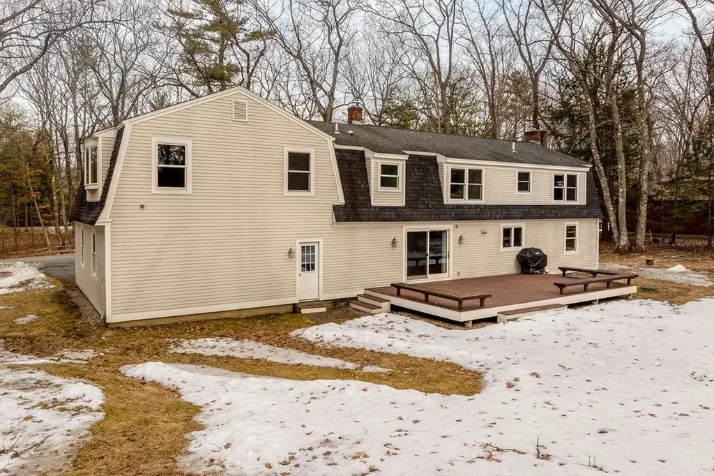 66 Oak Ridge Road Lebanon NH 03784