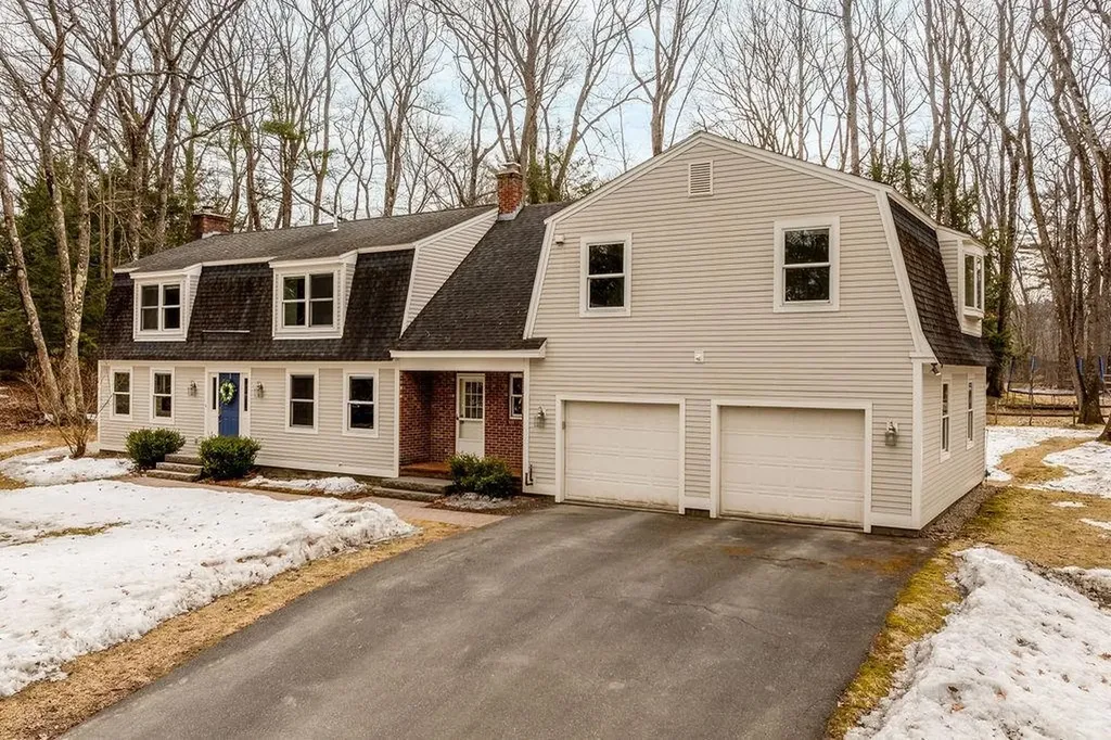 66 Oak Ridge Road Lebanon NH 03784