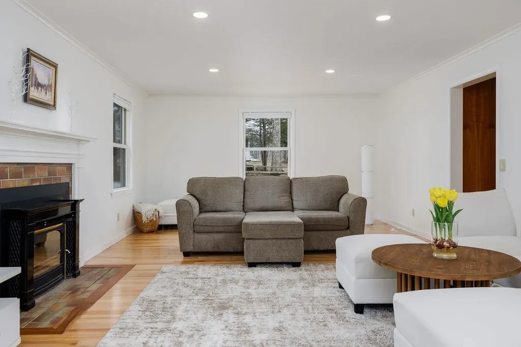 66 Oak Ridge Road Lebanon NH 03784