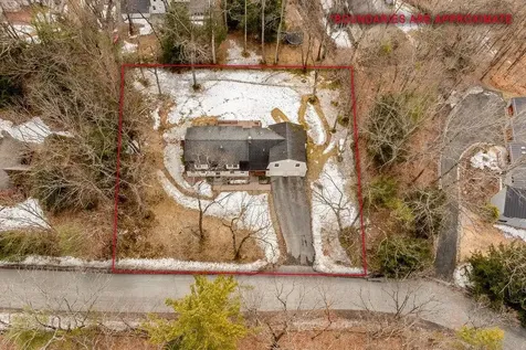 66 Oak Ridge Road Lebanon NH 03784