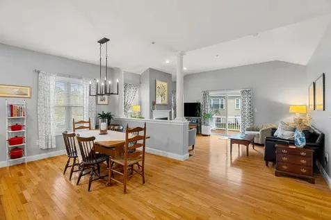 12 Mill Pond Road Brentwood NH 03833