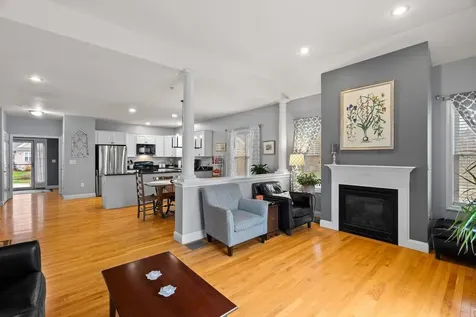 12 Mill Pond Road Brentwood NH 03833