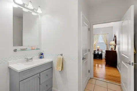 12 Mill Pond Road Brentwood NH 03833