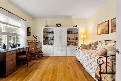 12 Mill Pond Road Brentwood NH 03833