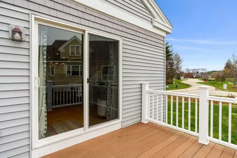 12 Mill Pond Road Brentwood NH 03833