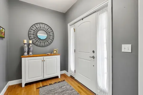 12 Mill Pond Road Brentwood NH 03833