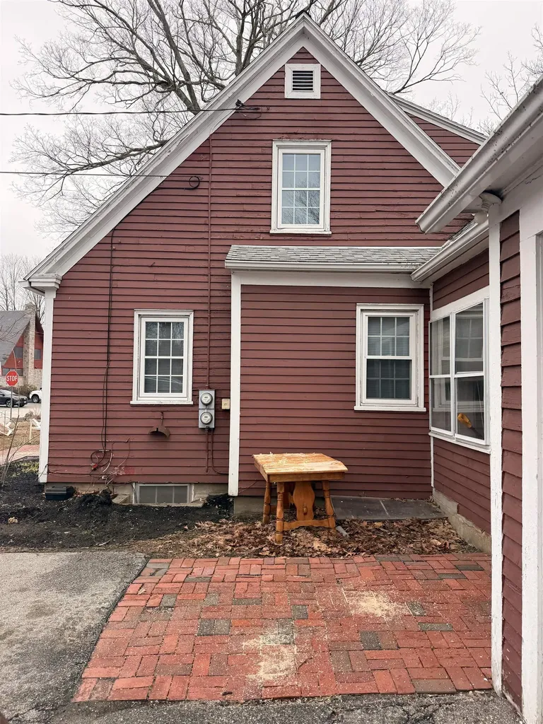 21 Park Court Durham NH 03824