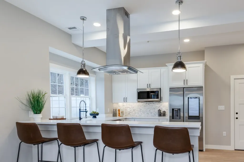 384 Main Street Salem NH 03079