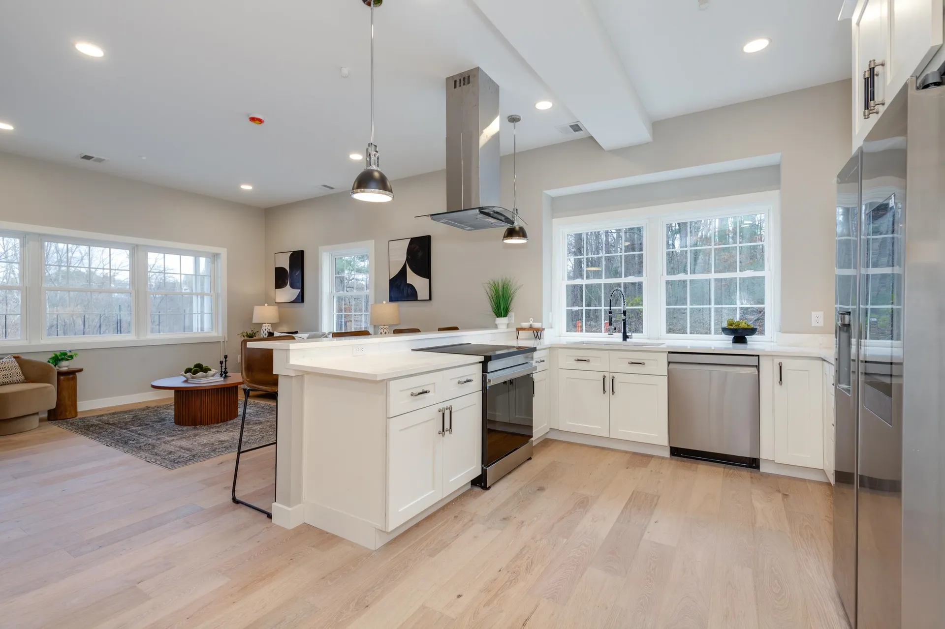 384 Main Street Salem NH 03079