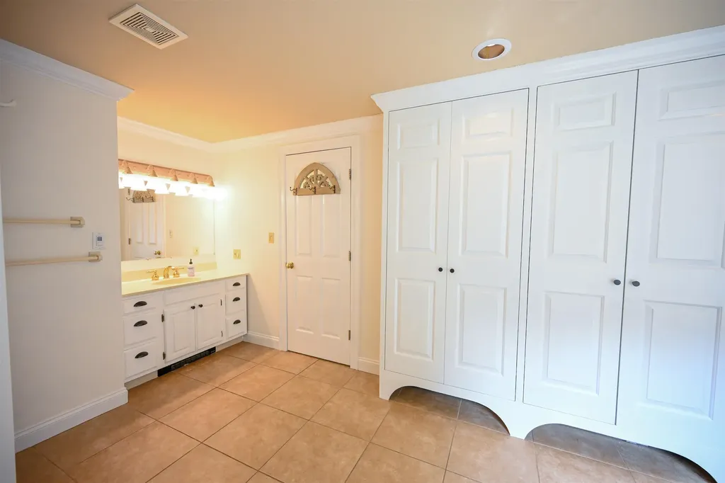 307 Winterbird Road Stowe VT 05672