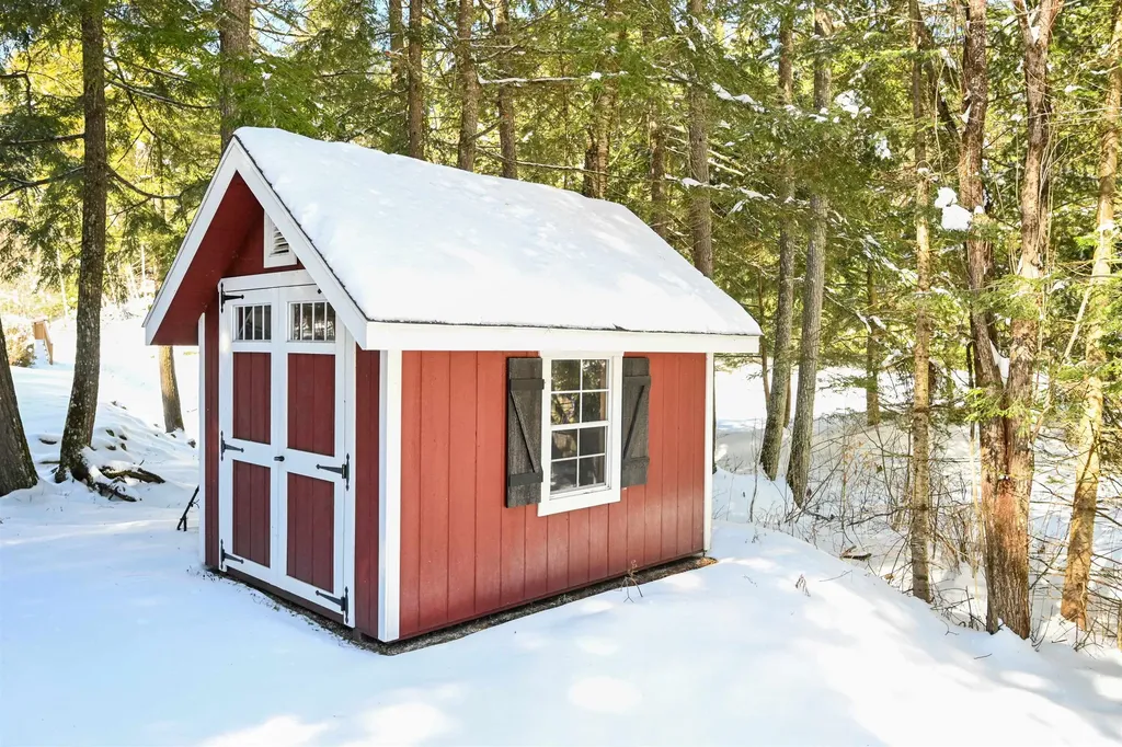 307 Winterbird Road Stowe VT 05672