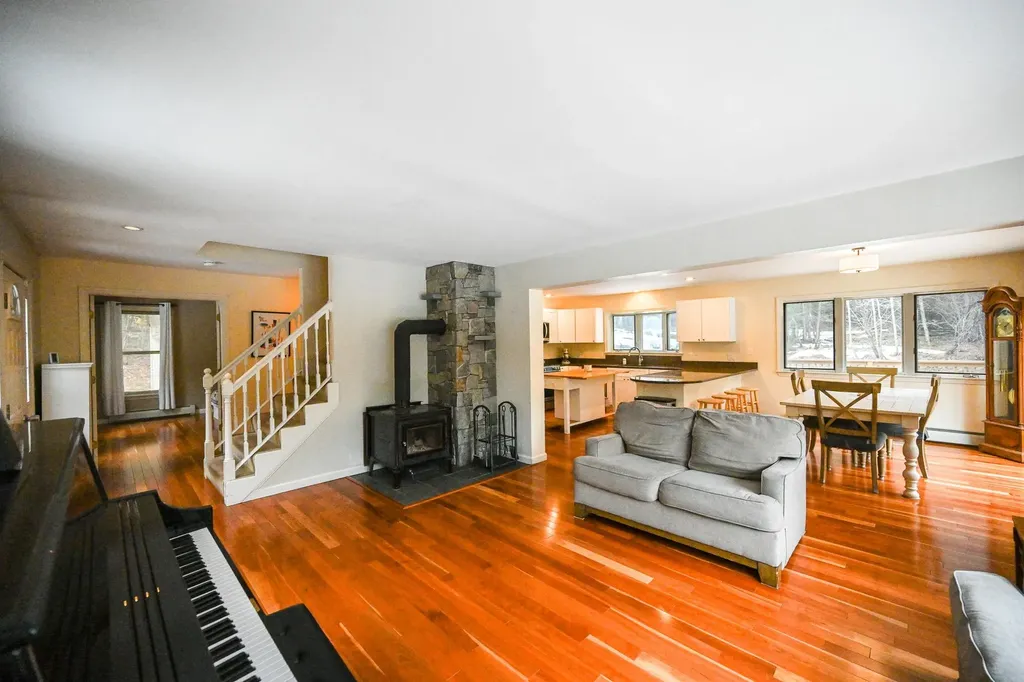 307 Winterbird Road Stowe VT 05672