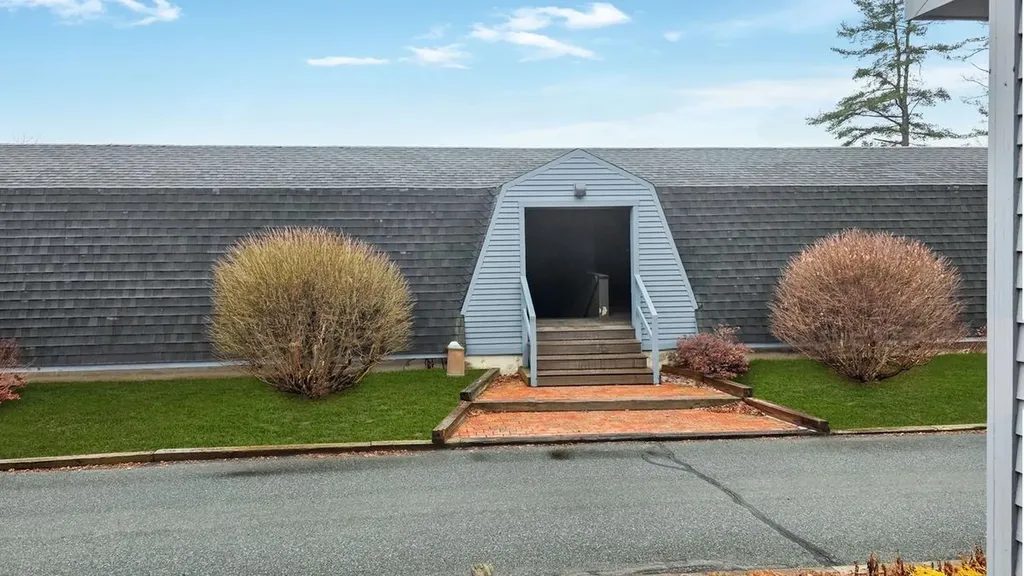 16 College Hill Road Hanover NH 03755