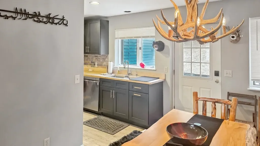 16 College Hill Road Hanover NH 03755