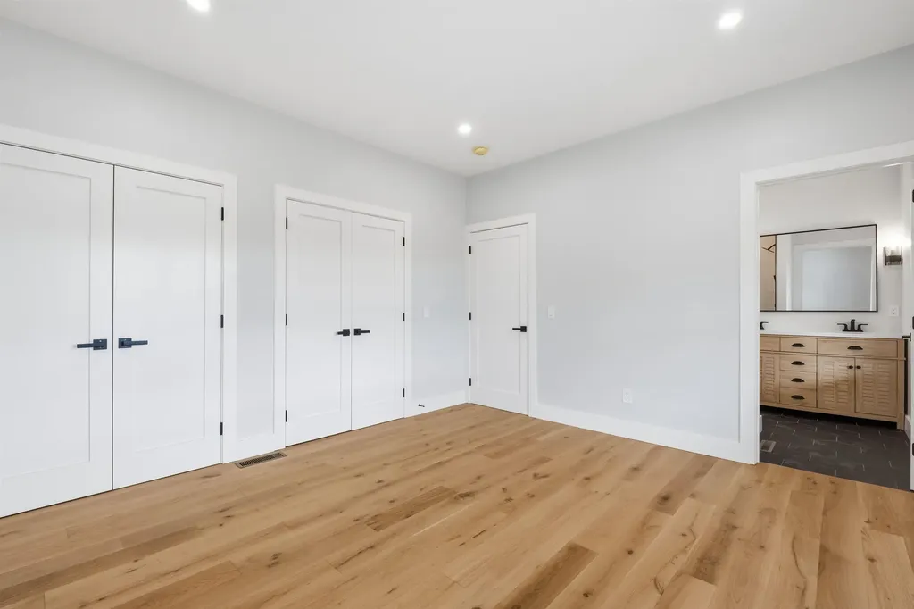 14 Melina's Way Thornton NH 03285