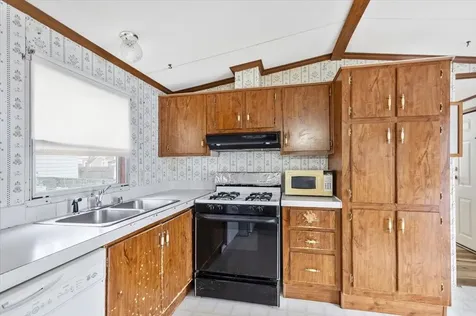 37 Avenue B Burlington VT 05408