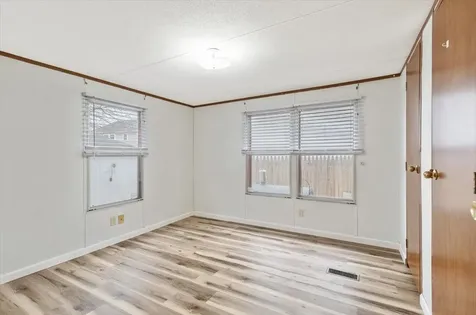 37 Avenue B Burlington VT 05408