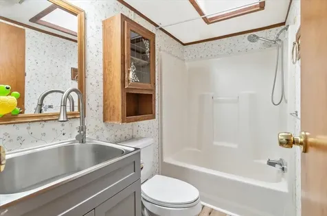 37 Avenue B Burlington VT 05408