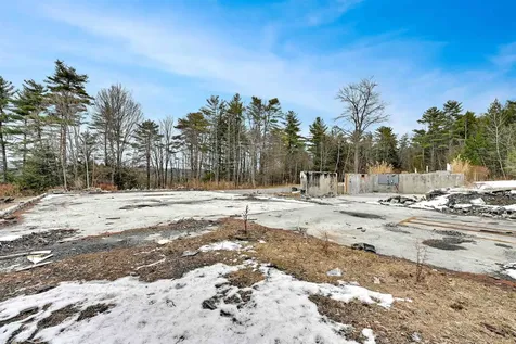 398 Valley View Road Hartford VT 05001