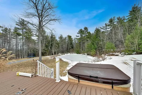 398 Valley View Road Hartford VT 05001