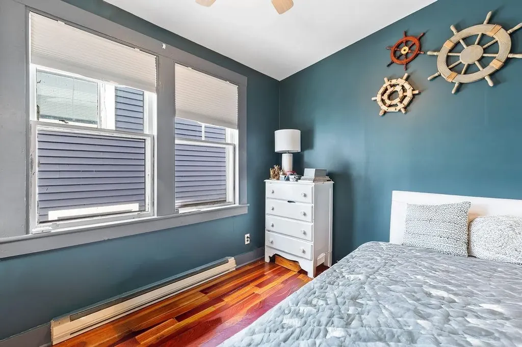 21 Washington Street Newbury NH 03255