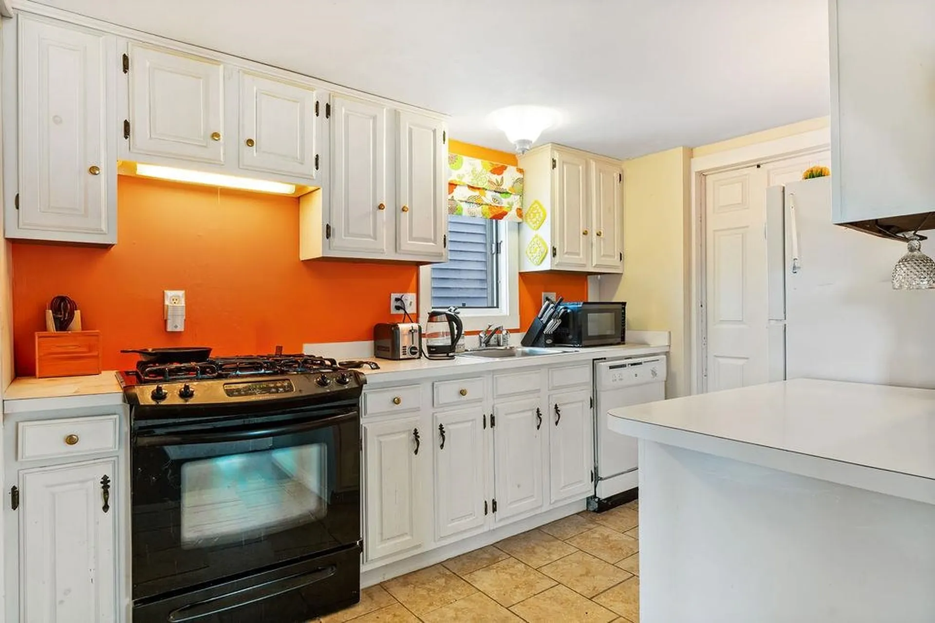 21 Washington Street Newbury NH 03255