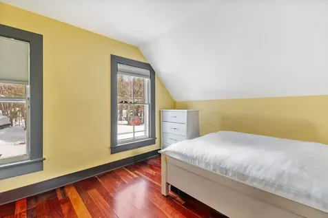 21 Washington Street Newbury NH 03255