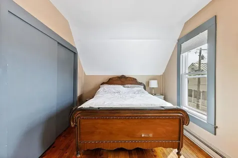21 Washington Street Newbury NH 03255