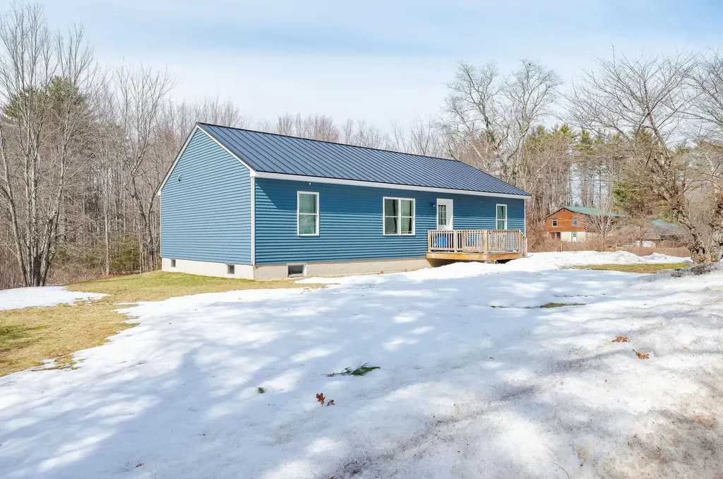 69 Hansonville Road Barrington NH 03825